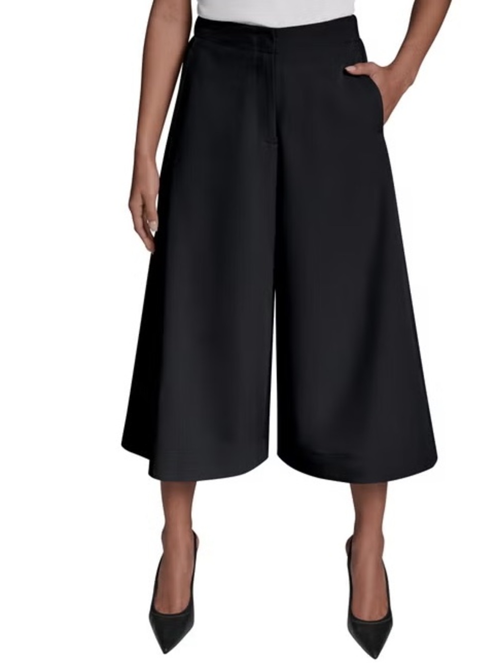 DKNY Women's Black Gaucho Pant, Size 8 - NWT